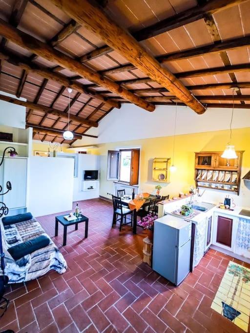 La Casa Nella Vigna Colline Del Vino Apartment Capannori Exterior photo